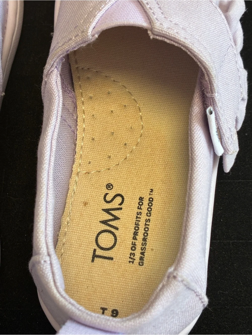 TOMS Tiny Ruffle Textile Slip-On Shoes Lavender Purple Toddler Girl 9 Hook Loop